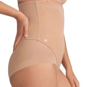 Honeylove Super Power Brief Compression Underwear in Sand Color Size 1X NWT